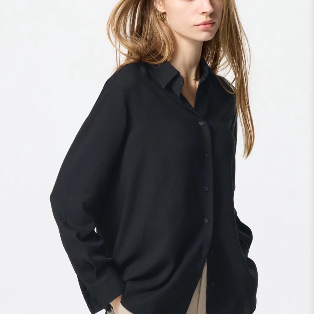 UNIQLO Rayon Black Long Sleeve Button Up Women’s XS
